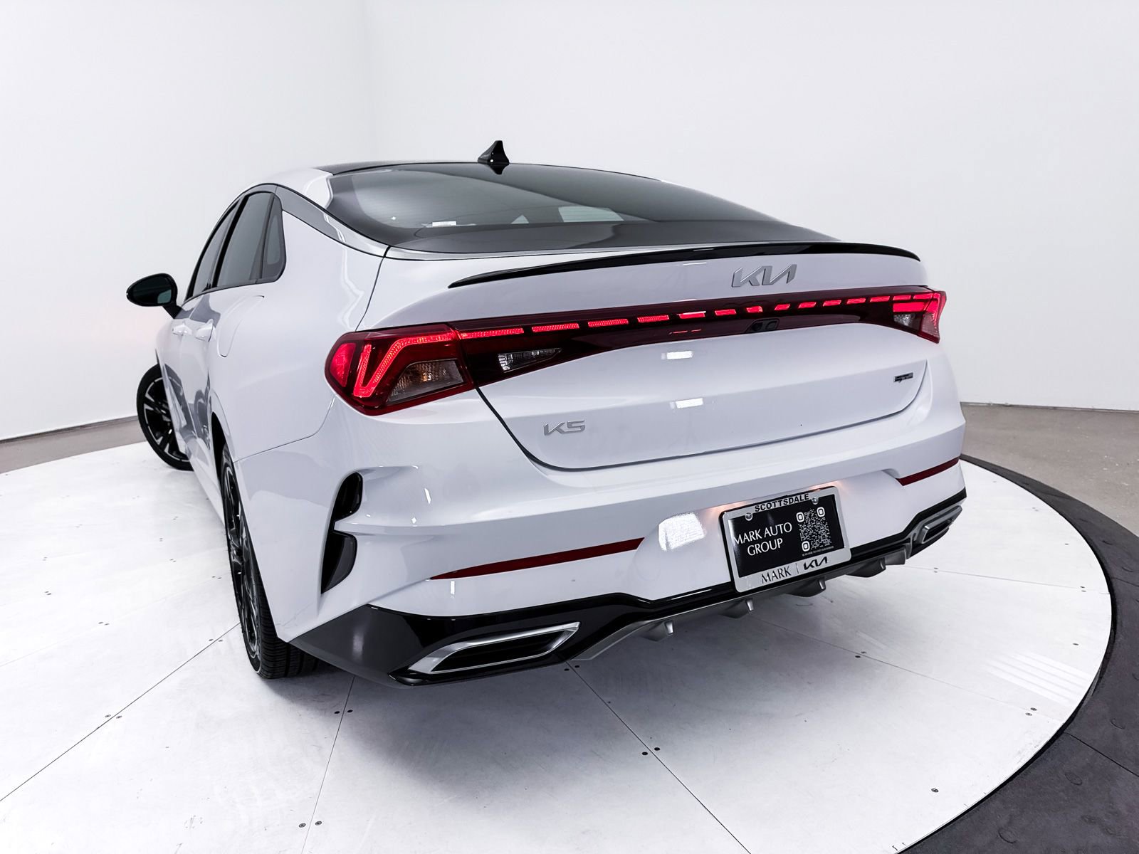 Used 2023 Kia K5 GT-Line image 9