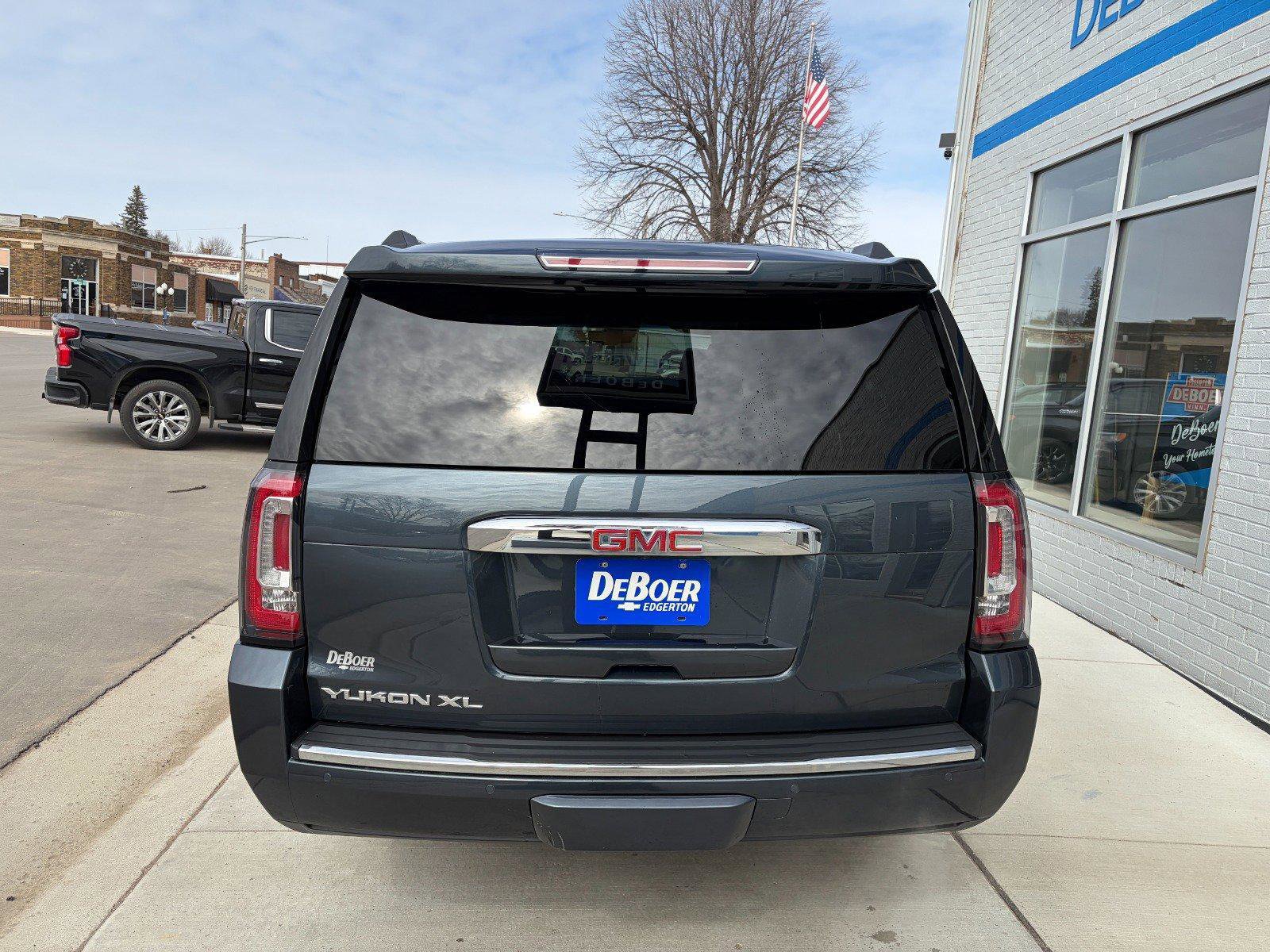 Used 2019 GMC Yukon XL Denali w/ Denali Ultimate Package image 4