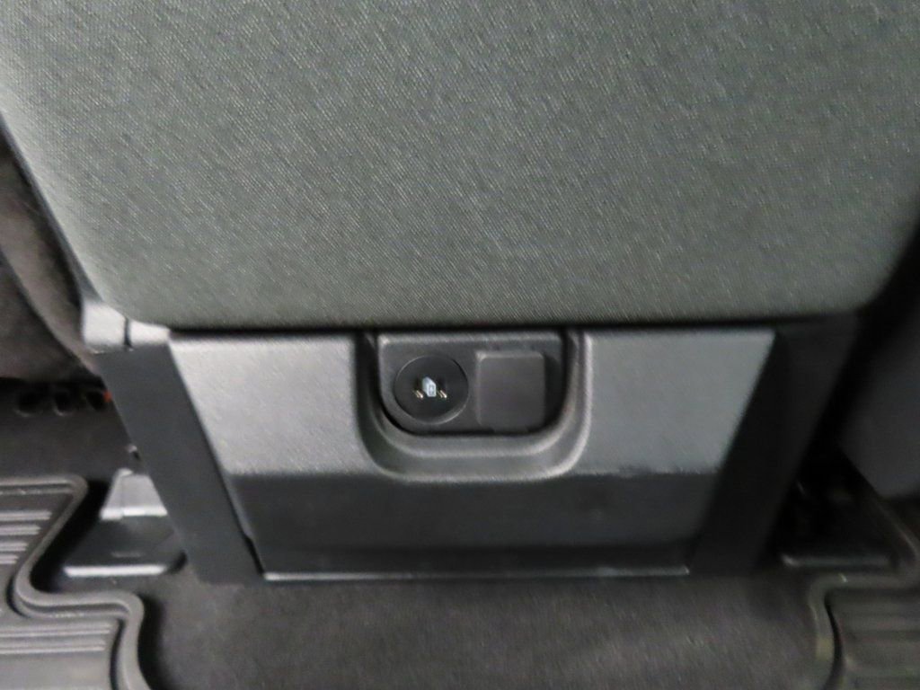 Used 2023 Ford F450 XLT image 11