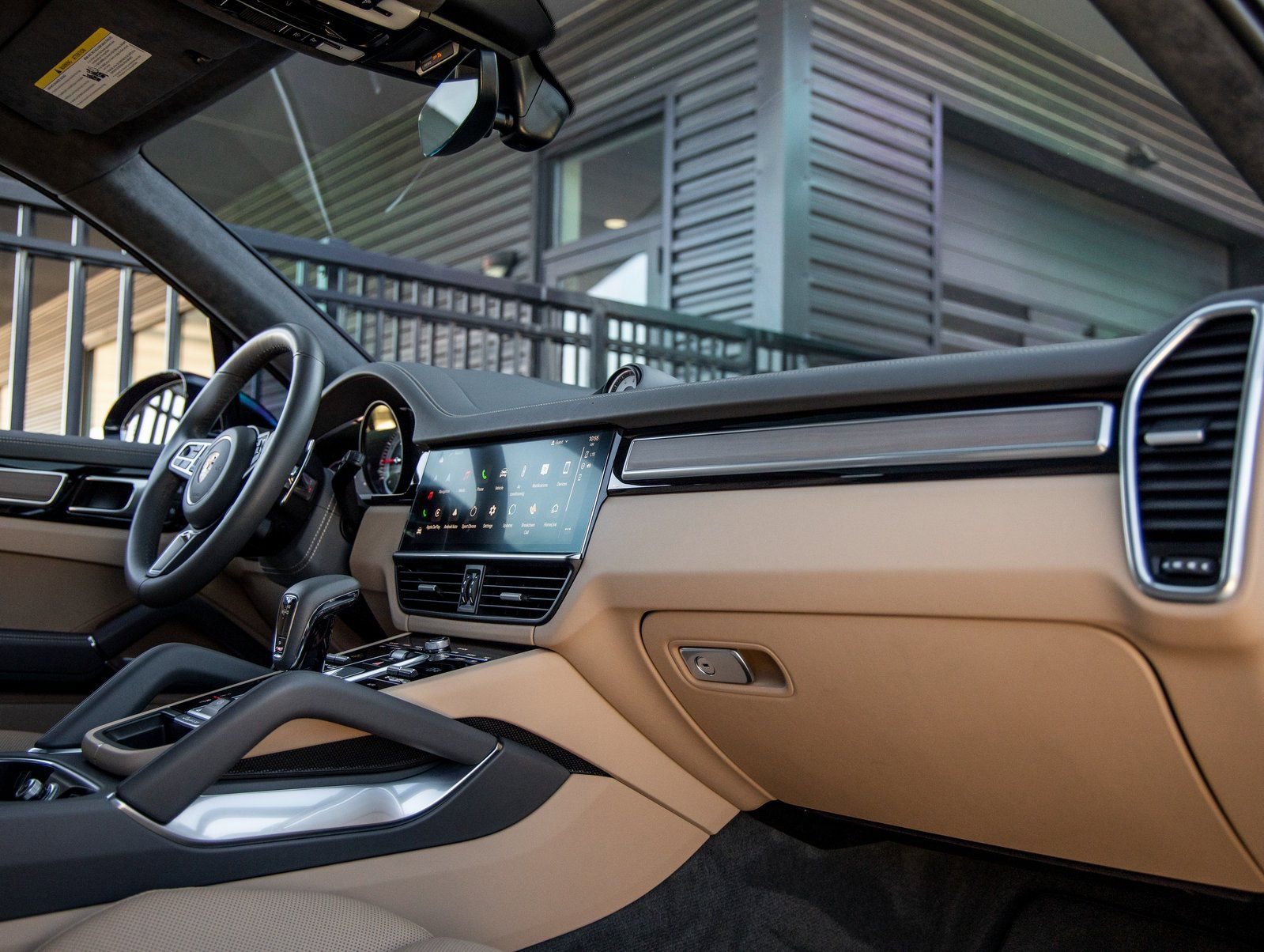 Certified 2023 Porsche Cayenne Turbo image 47