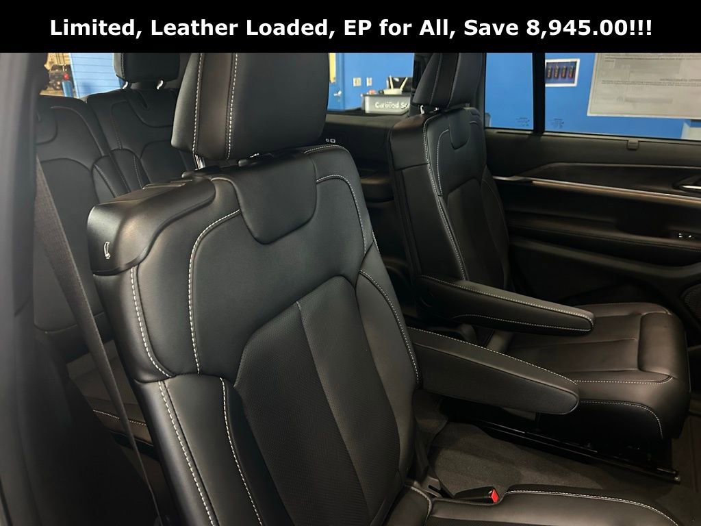 New 2025 Jeep Grand Cherokee L Limited w/ Luxury Tech Group II image 17