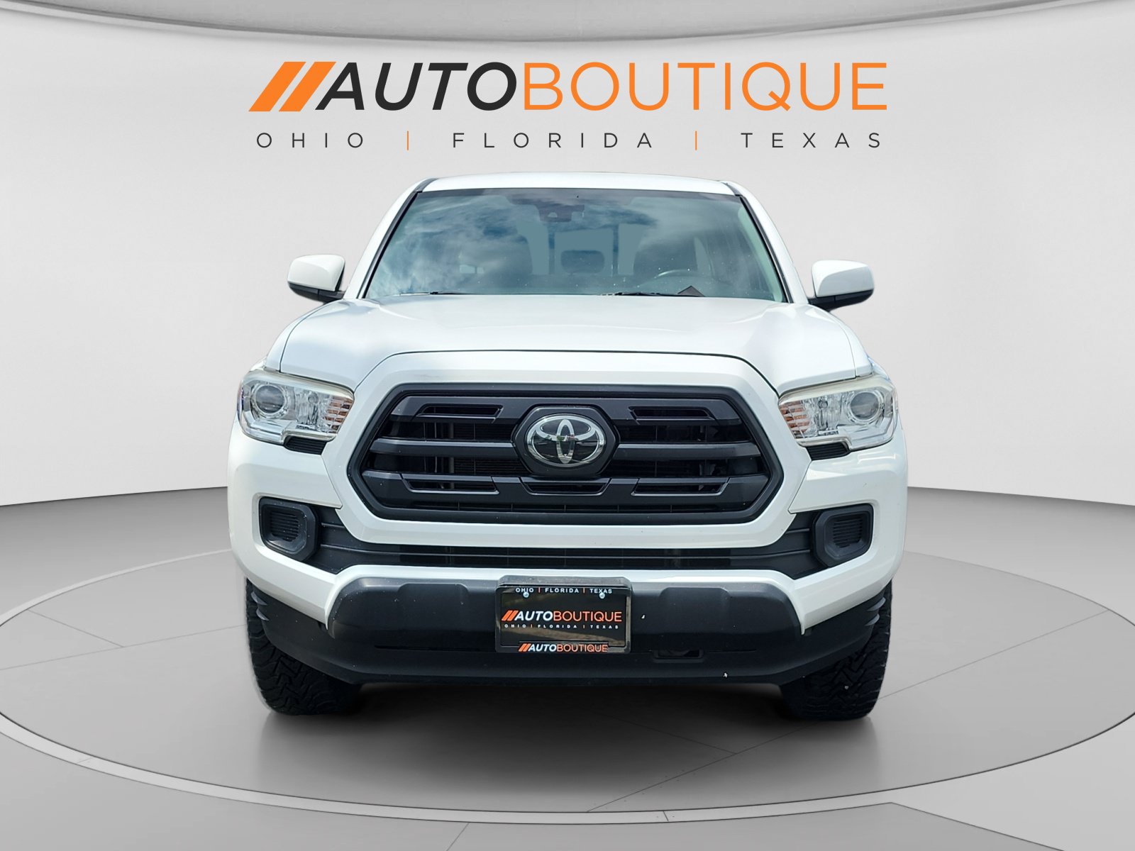 Used 2018 Toyota Tacoma SR w/ SR Convenience Package AWD/4WD image 9