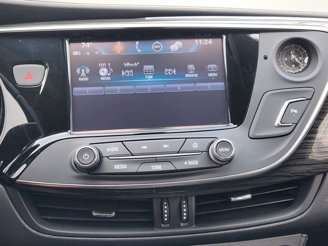 Used 2018 Buick Envision Essence image 17
