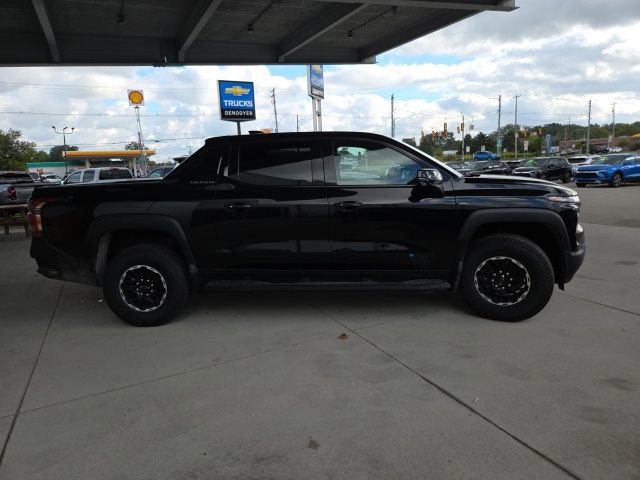 New 2026 Chevrolet Silverado EV Trail Boss image 5