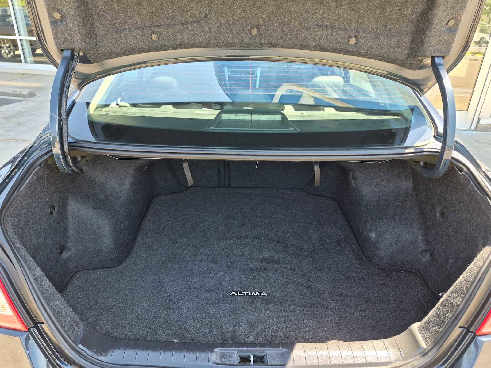 Used 2013 Nissan Altima 2.5 SL FWD image 35