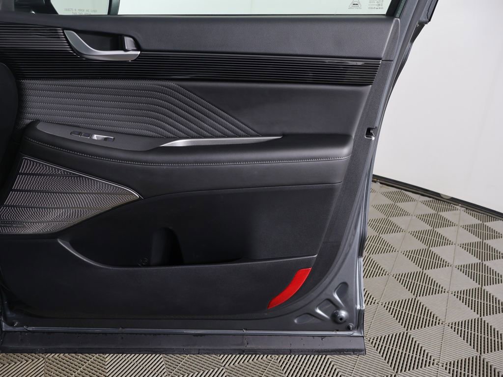 Used 2024 Hyundai Palisade Calligraphy image 31