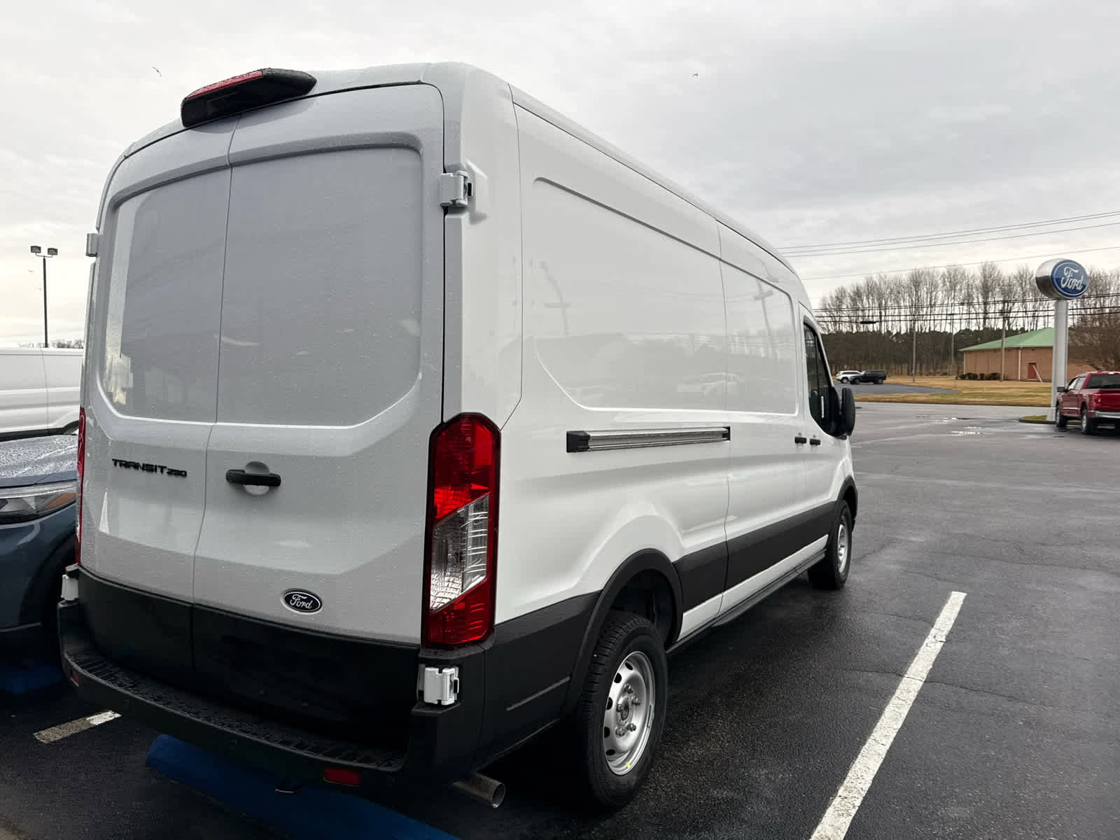 Used 2025 Ford Transit 350 148 High Roof Extended w/ Load Area Protection Package image 17
