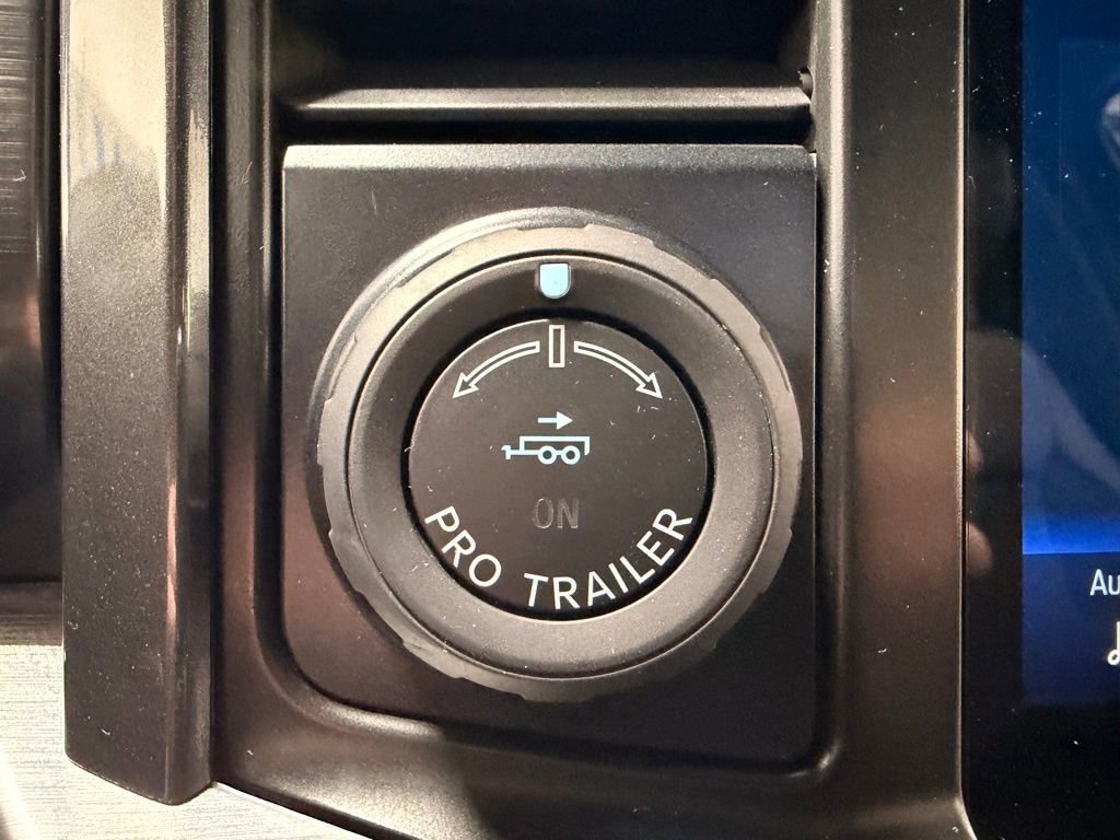 Used 2023 Ford F150 Lariat w/ Equipment Group 502A High AWD/4WD image 39