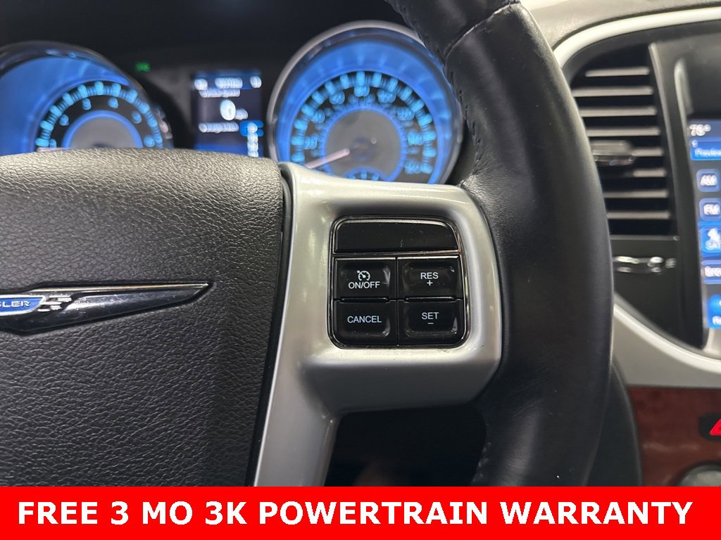 Used 2013 Chrysler 300 Touring w/ Driver Convenience Group image 12