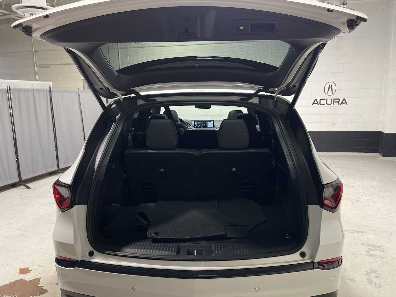 Certified 2024 Acura MDX A-Spec AWD/4WD image 19
