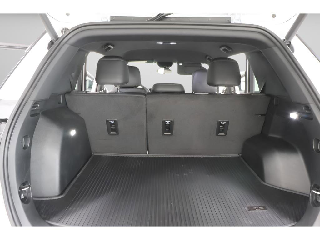 New 2026 Chevrolet Equinox LT w/ Convenience Package II FWD image 29