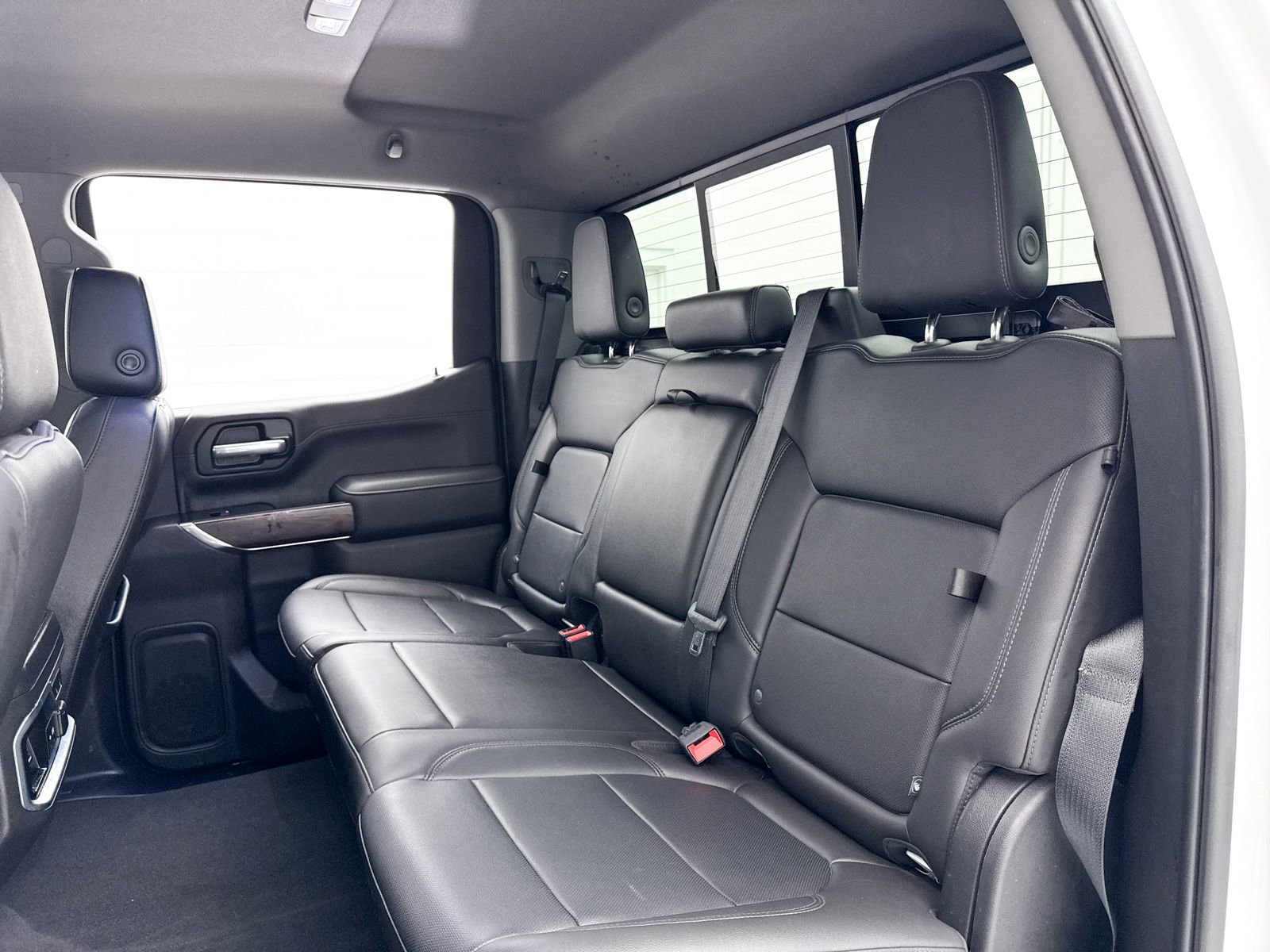 Used 2020 GMC Sierra 1500 SLT w/ SLT Premium Plus Package AWD/4WD image 30