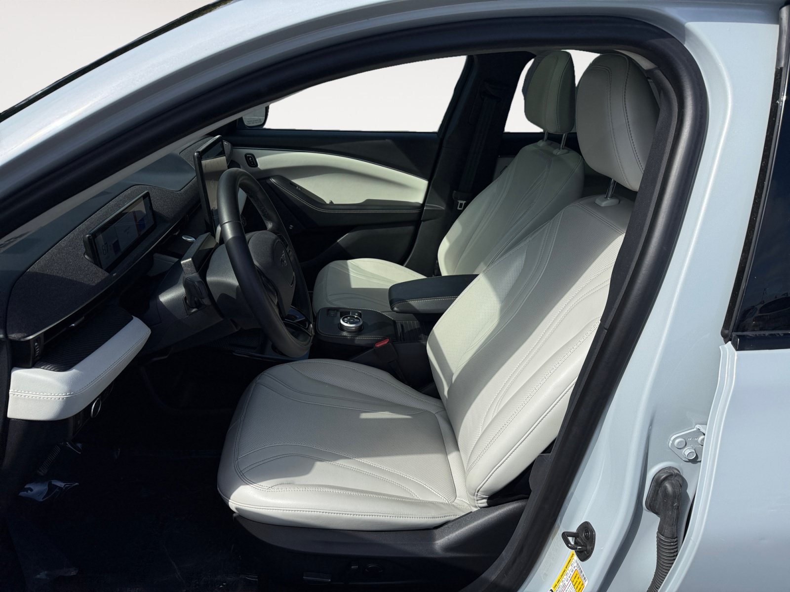 Certified 2023 Ford Mustang Mach-E Premium RWD image 10