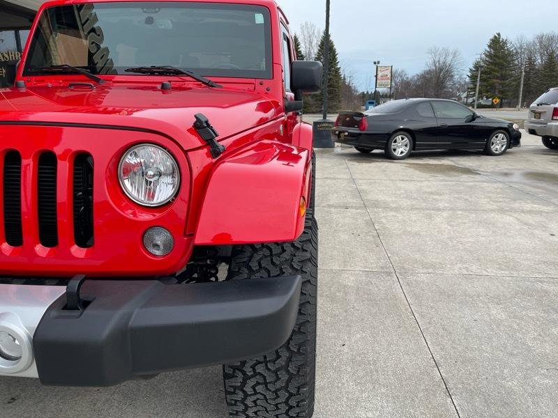 Used 2015 Jeep Wrangler Sahara image 4