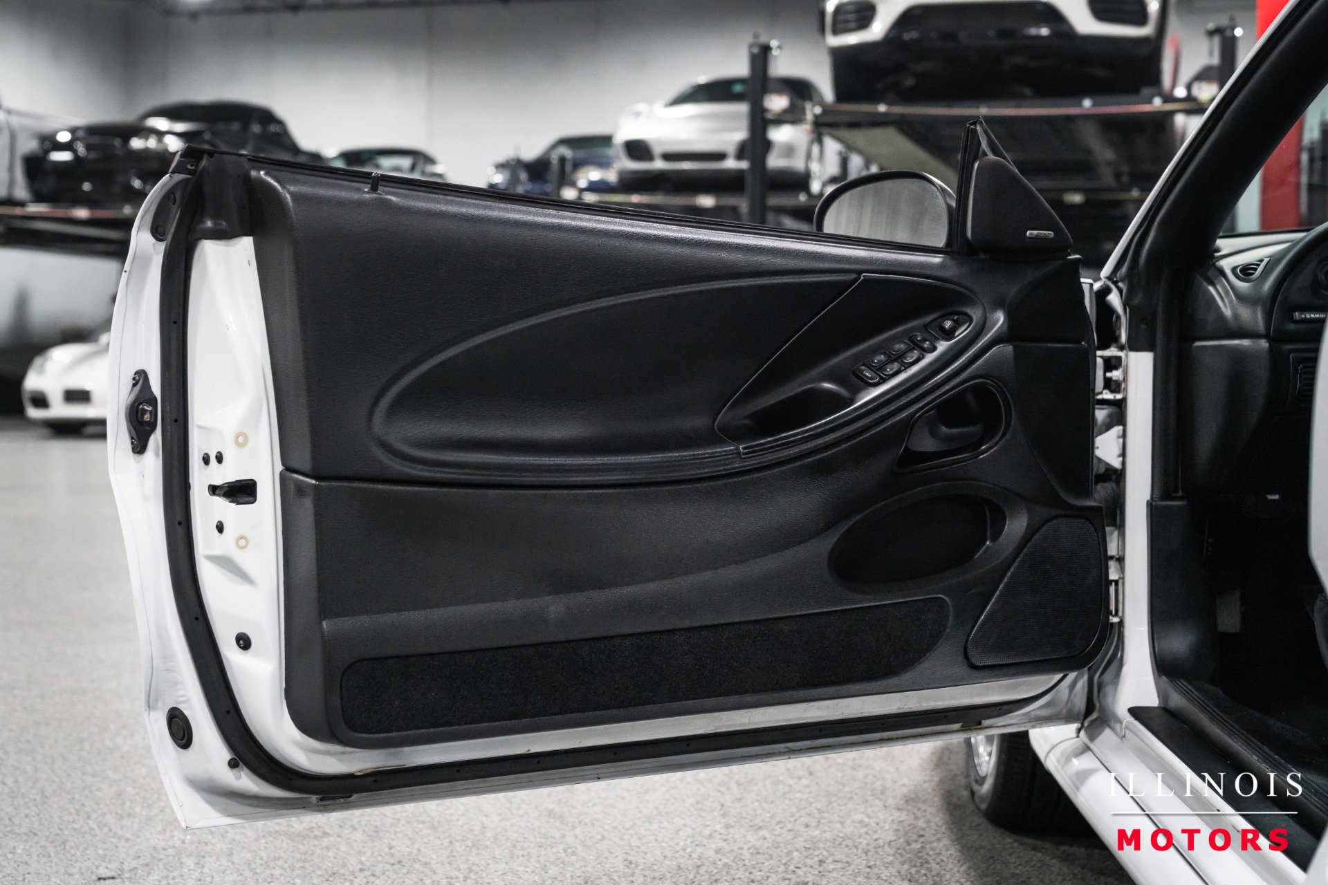 Used 1998 Ford Mustang Cobra RWD image 16