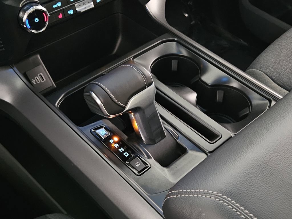 New 2025 Ford F150 Lightning XLT image 30