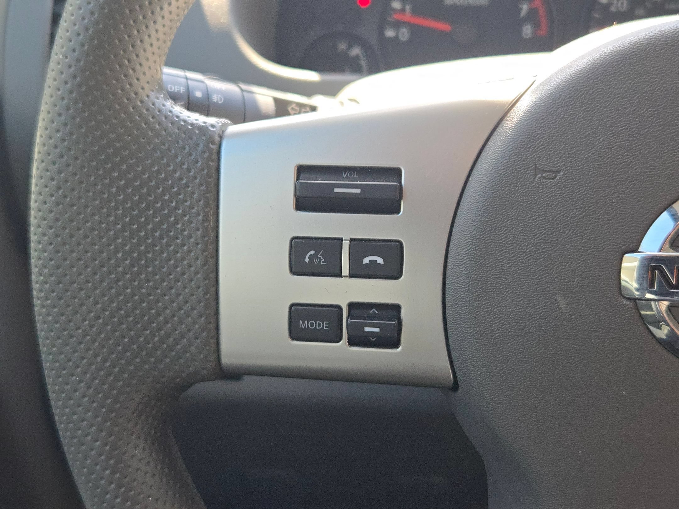Used 2021 Nissan Frontier SV w/ Midnight Edition Floor Mats RWD image 21
