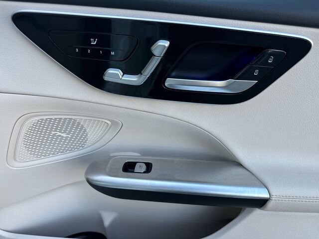 Certified 2025 Mercedes-Benz C 300 4MATIC Sedan image 19