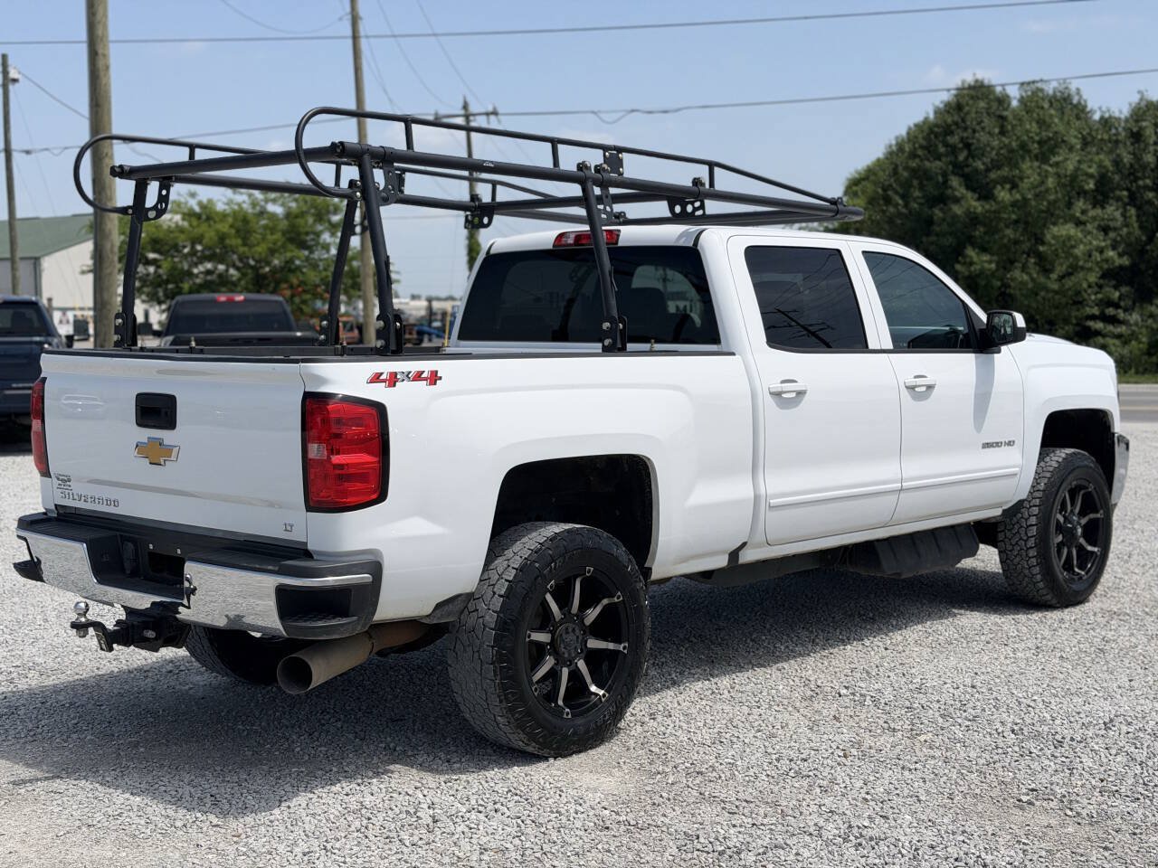 Used 2018 Chevrolet Silverado 2500 LT AWD/4WD image 6