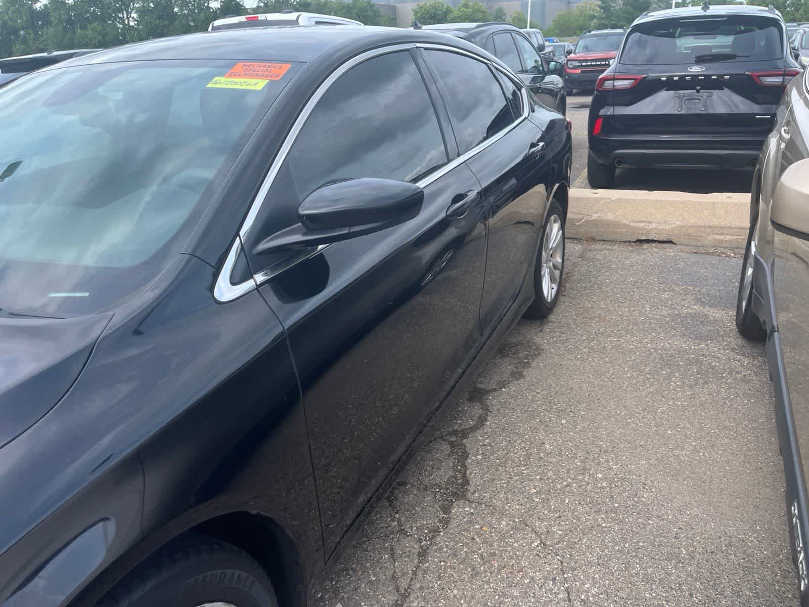 Used 2016 Chrysler 200 Limited FWD image 8
