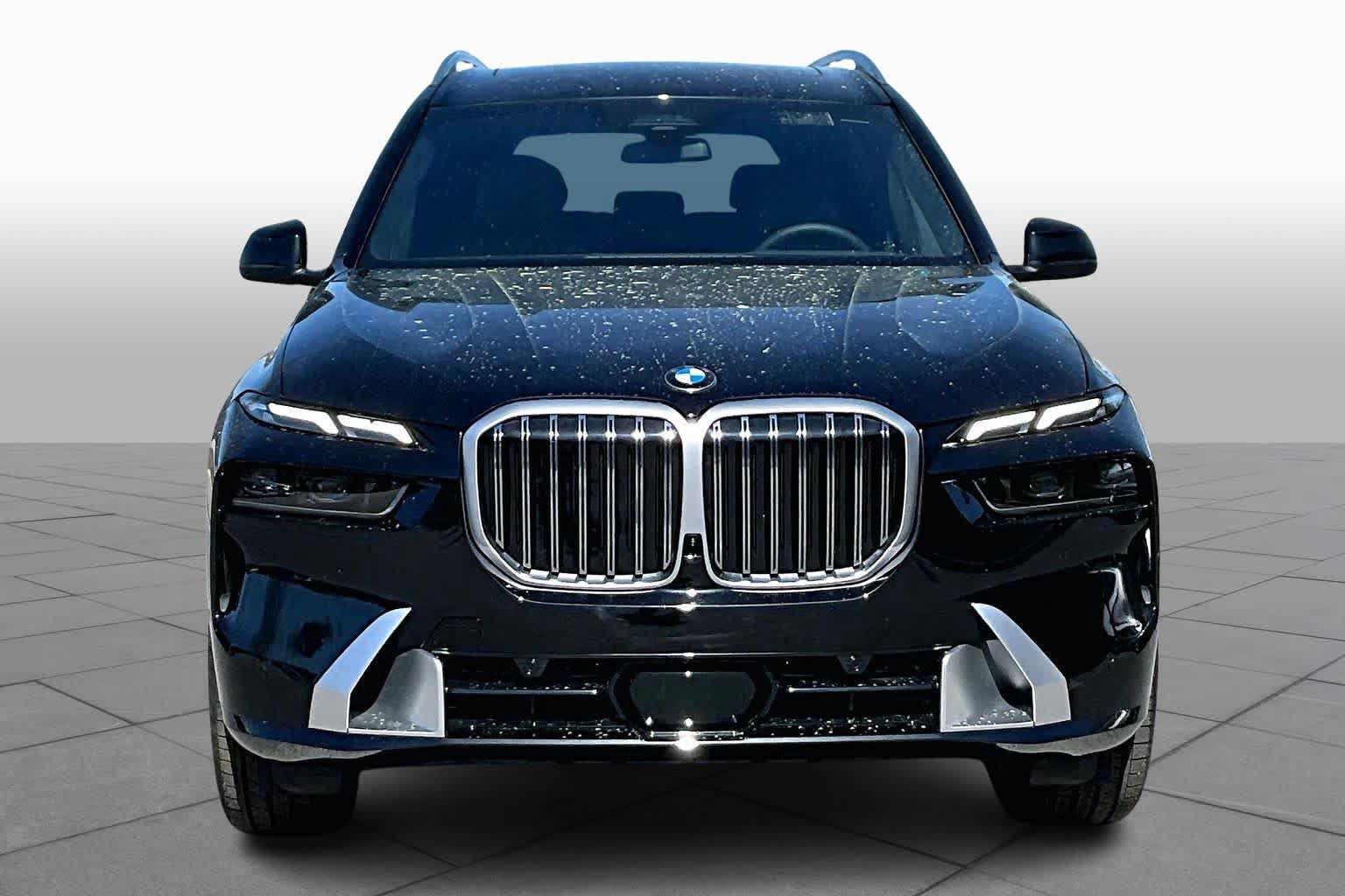 Used 2026 BMW X7 xDrive40i AWD/4WD image 3