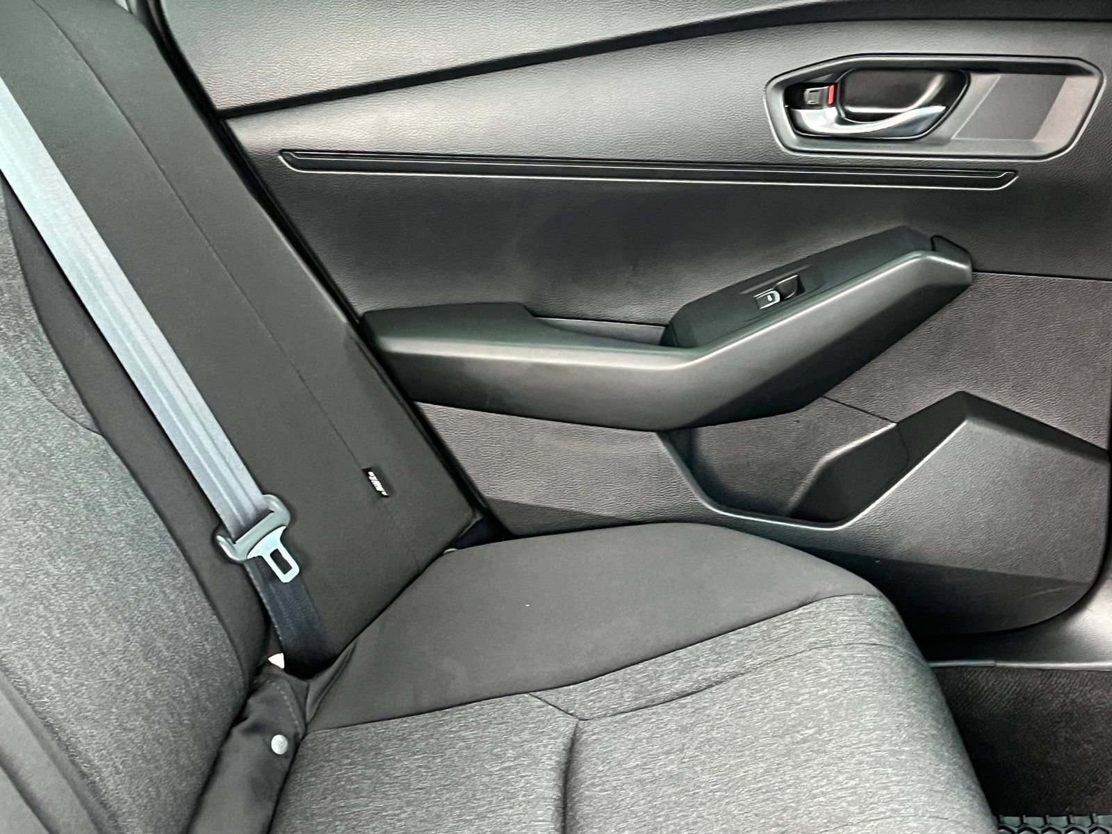 Used 2023 Honda Accord EX image 11