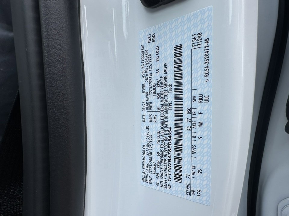 New 2025 Ford F250 XLT w/ FX4 Off-Road Package image 36