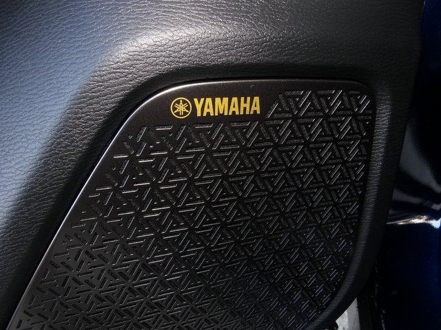 New 2025 Mitsubishi Outlander SE image 21