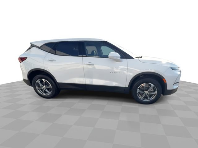 Certified 2025 Chevrolet Blazer LT image 9