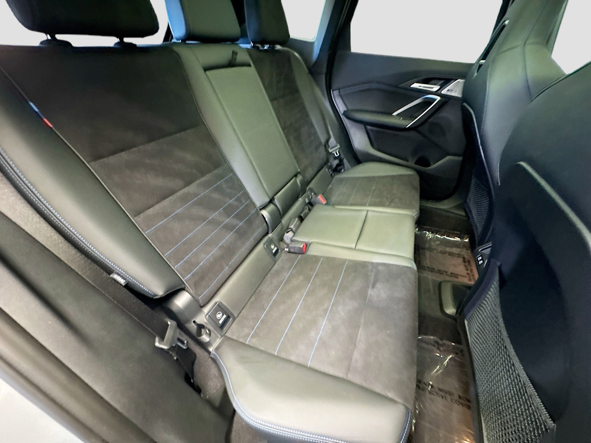 Used 2024 BMW X1 M35i w/ Premium Package image 13