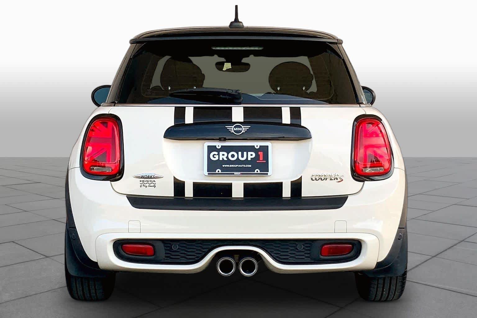 Used 2019 MINI Cooper S w/ Signature Upholstery Package FWD image 5