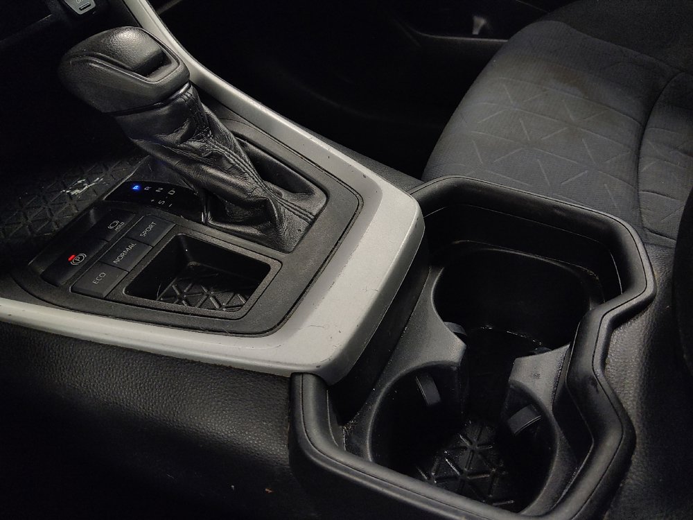 Used 2020 Toyota RAV4 XLE image 26