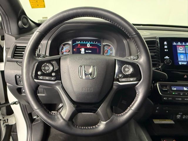 Used 2021 Honda Pilot Black Edition image 16
