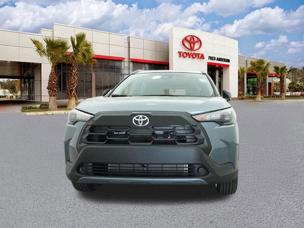 Used 2026 Toyota Corolla Cross LE image 32