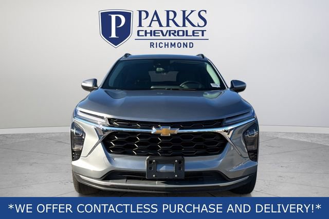 Certified 2025 Chevrolet Trax LT w/ Driver Confidence Package image 2