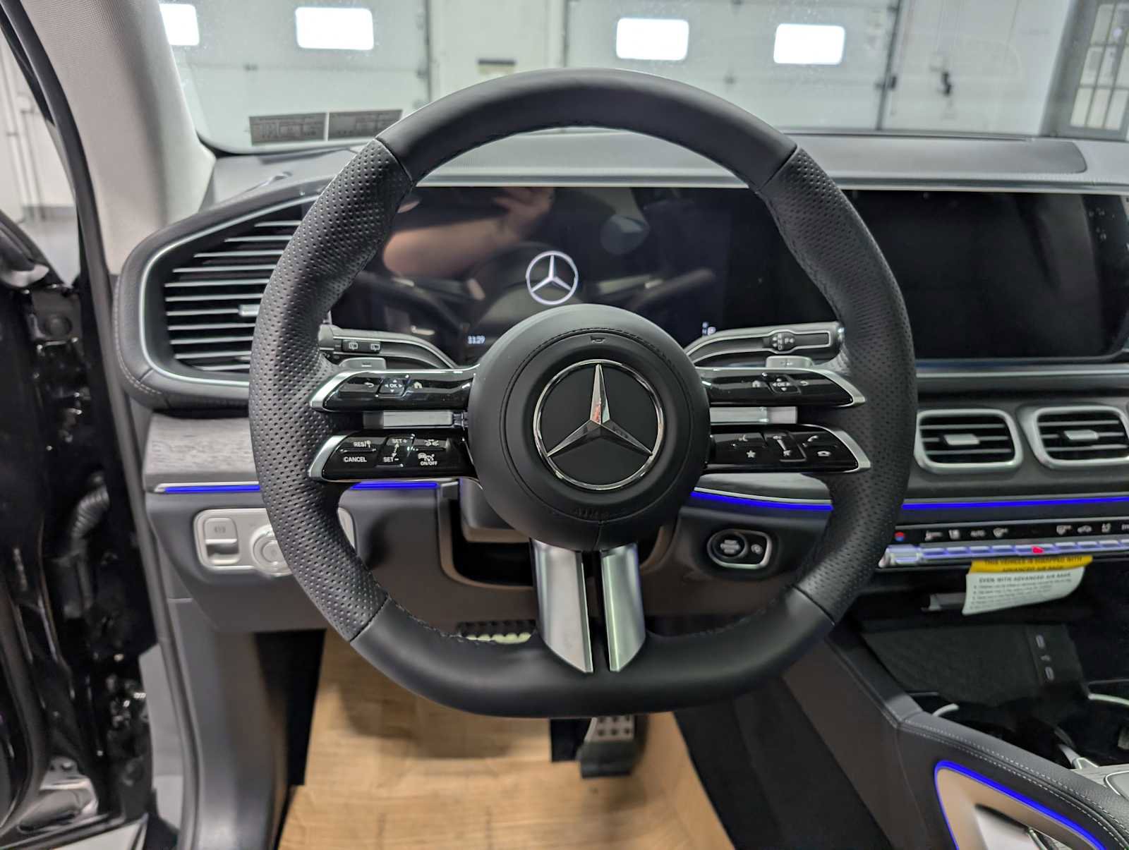 New 2026 Mercedes-Benz GLS 450 4MATIC image 33