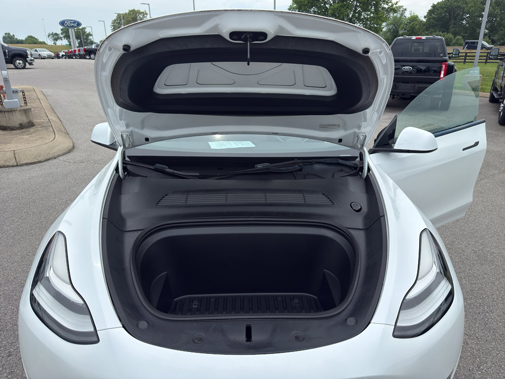 Used 2023 Tesla Model Y Long Range AWD/4WD image 24