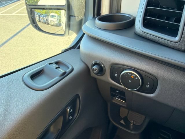 New 2027 Ford Transit 250 148 Medium Roof w/ Load Area Protection Package RWD image 22