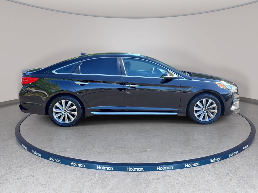 Used 2015 Hyundai Sonata Sport w/ Option Group 03 FWD image 4