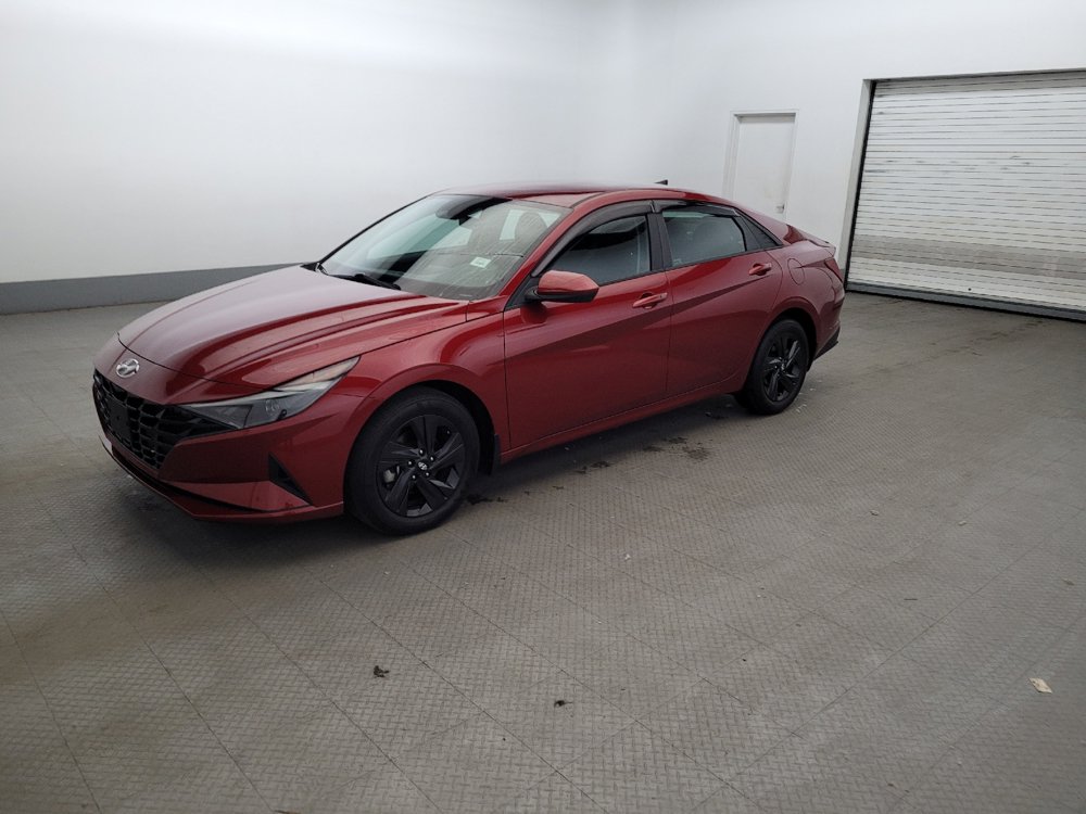 Used 2023 Hyundai Elantra SEL FWD image 2