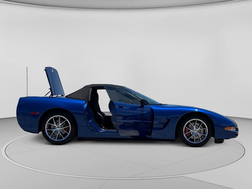 Used 2003 Chevrolet Corvette Convertible w/ Preferred Equipment Group1 RWD image 30