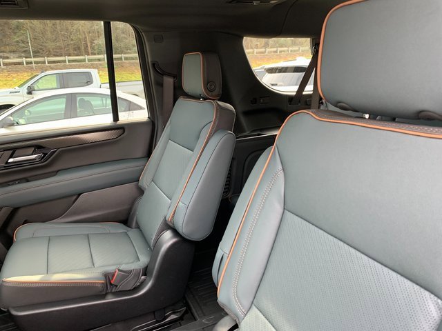 New 2026 GMC Yukon XL AT4 w/ AT4 Premium Plus Package image 10