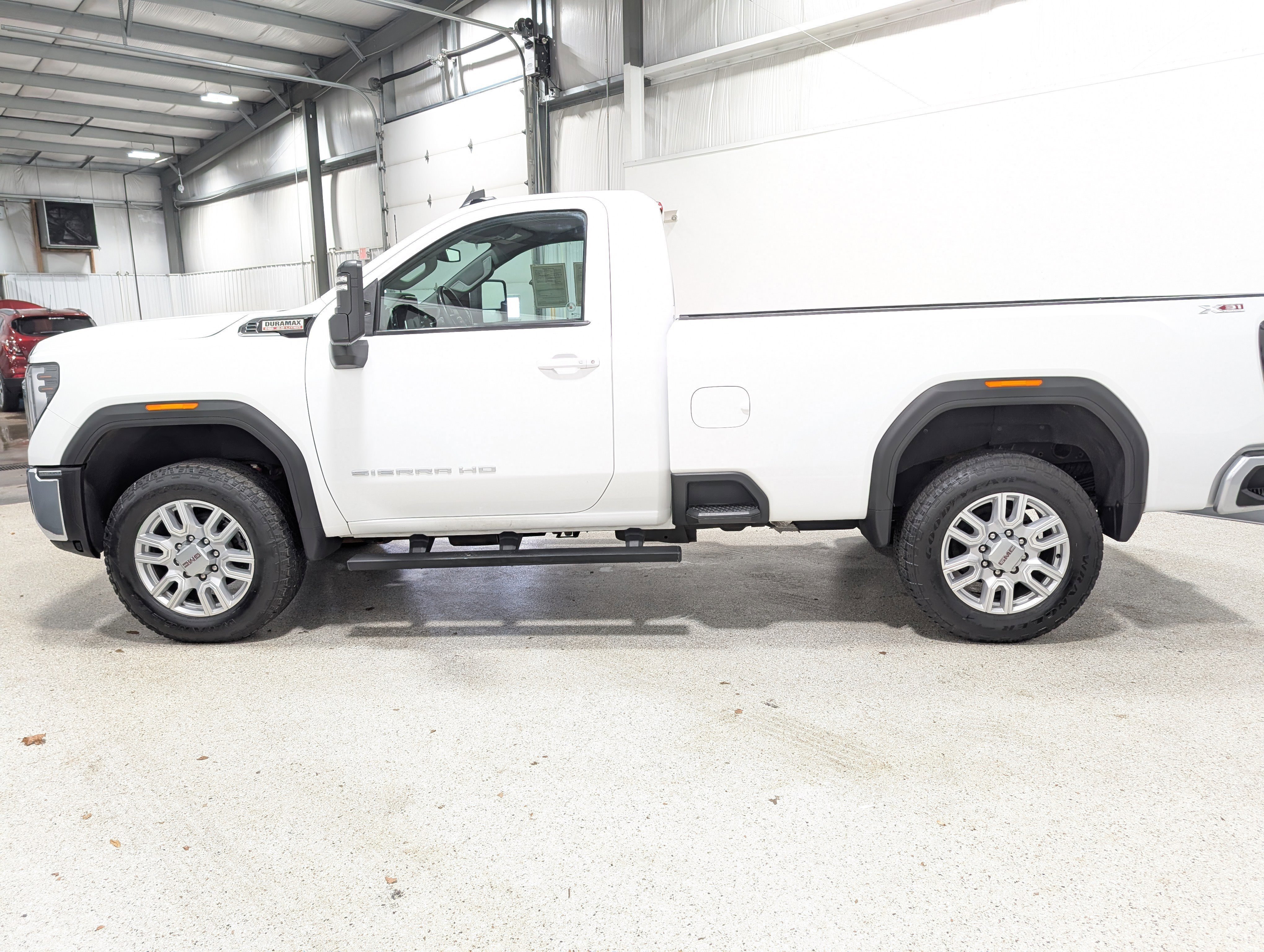 Used 2024 GMC Sierra 2500 SLE w/ SLE Convenience Package image 6
