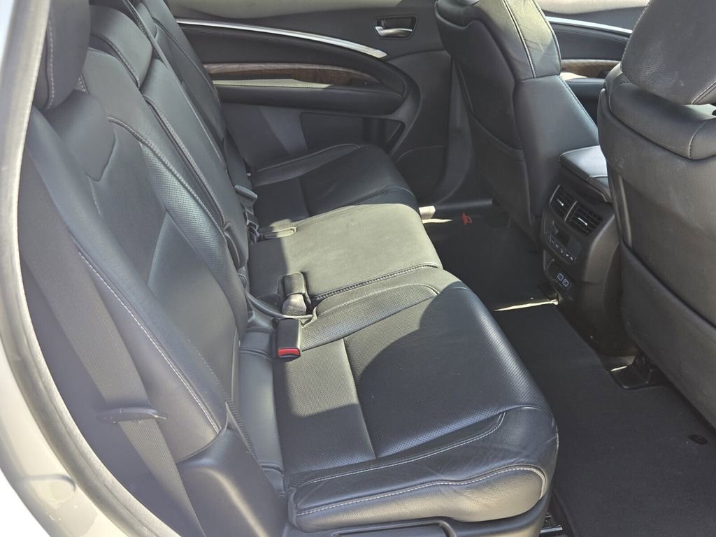 Used 2020 Acura MDX FWD w/ Technology Package image 17