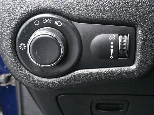 Used 2014 Jeep Cherokee Sport w/ Trailer Tow Group image 33