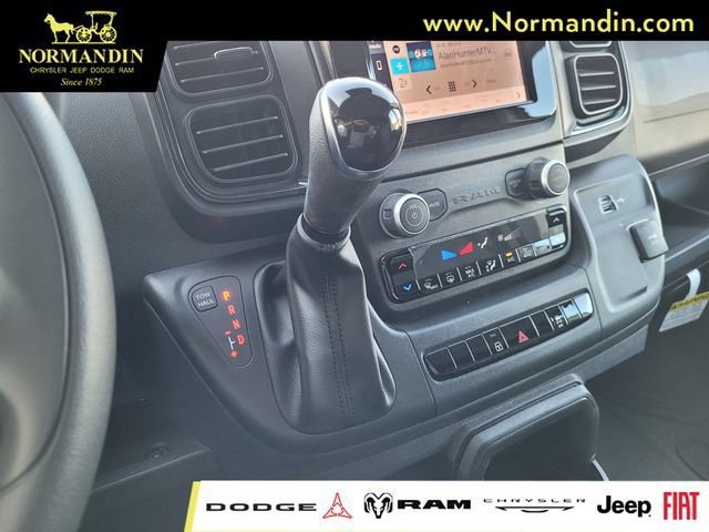 Used 2025 RAM ProMaster 2500 w/ U-Haul Equipment Group FWD image 12