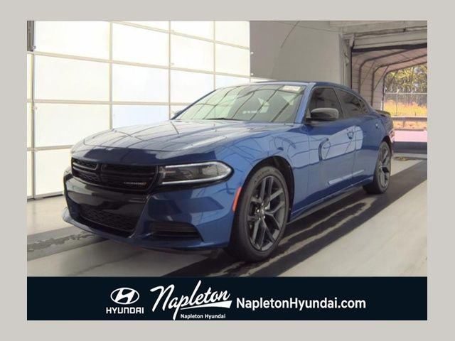 Used 2022 Dodge Charger SXT w/ Blacktop Package