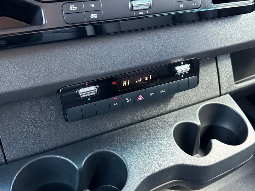 New 2026 Mercedes-Benz Sprinter 2500 image 22