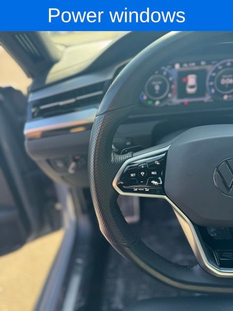 Used 2023 Volkswagen Arteon SE image 17