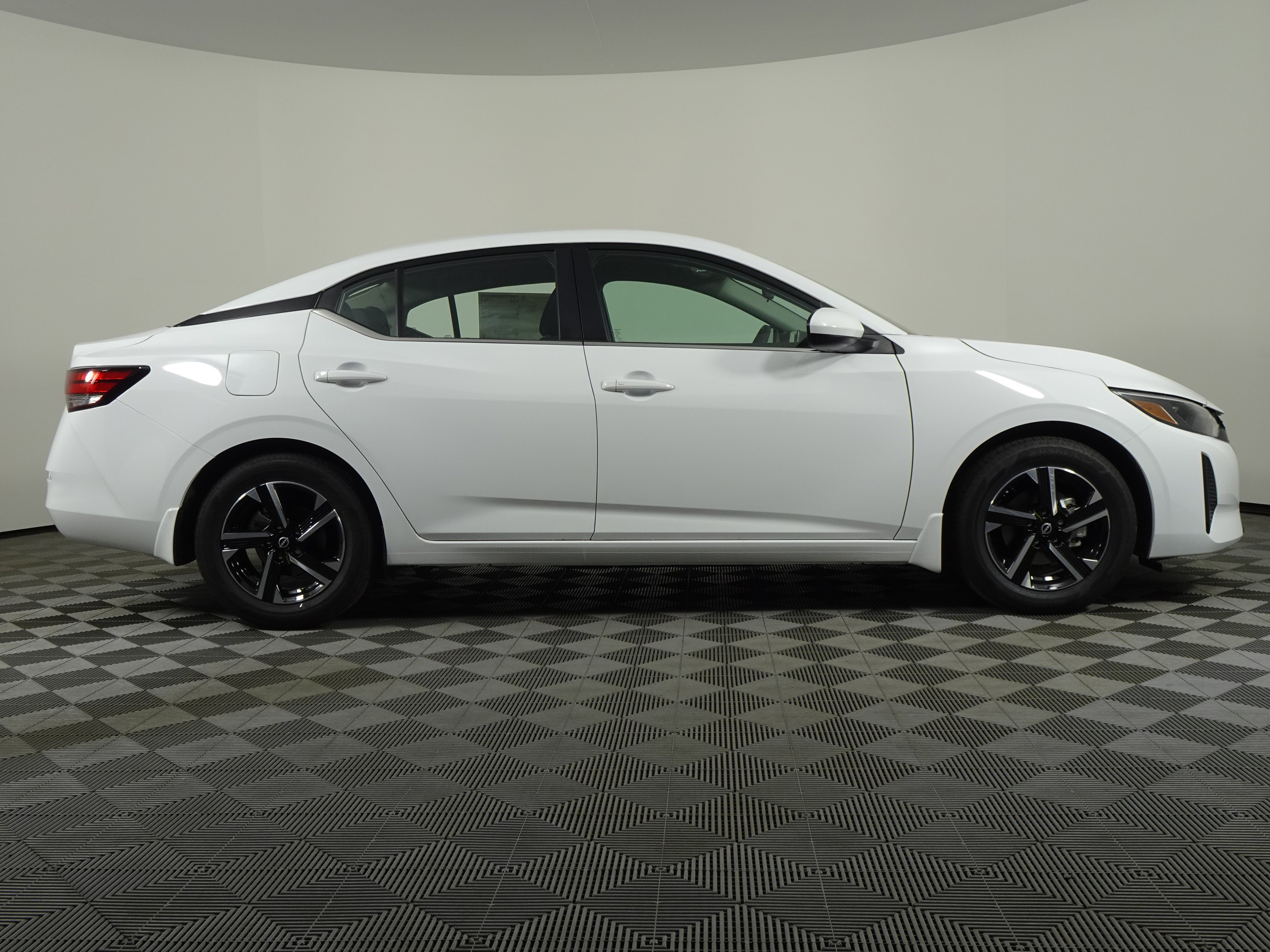 Certified 2025 Nissan Sentra SV w/ All-Weather Package image 2